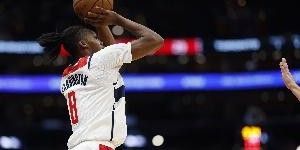 开云体育APP下载-卡林顿本赛季已进113记三分 创造奇才队史新秀单赛季三分命中纪录