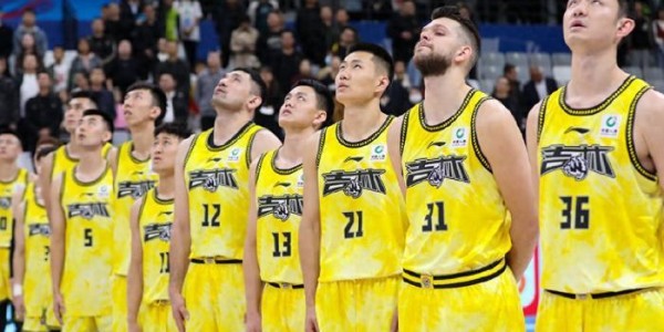 新赛季CBA各队实力分档：4队具备冲冠实力，3队基本决定摆烂