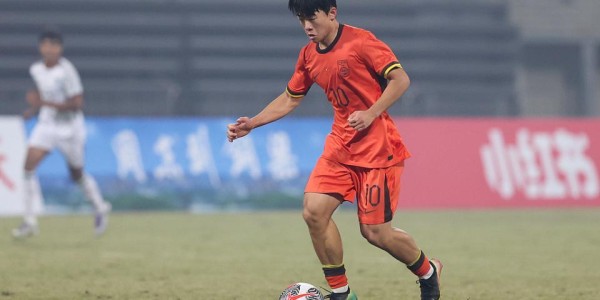 开云体育APP下载-16岁红星中断留洋！加盟中超保级队，董路：3大原因令他回国忍1年