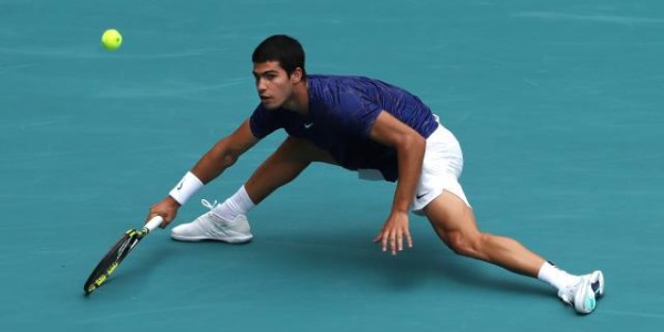 开云体育下载-18岁的新大师诞生！阿尔卡拉斯一成就已比肩德纳